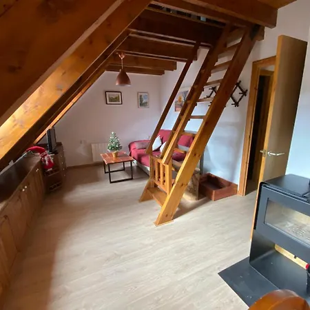 Duplex Con Vistas Y Chimenea Falco 9